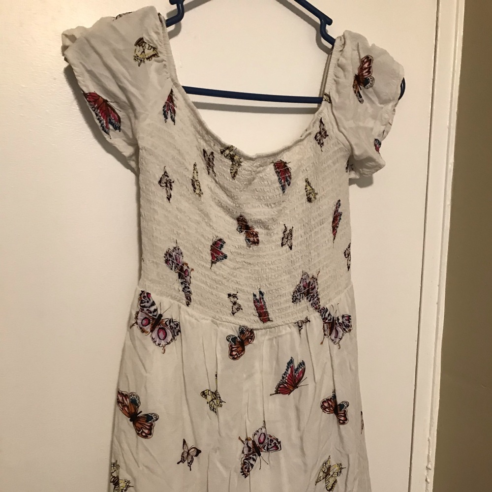 Over the shoulder dress